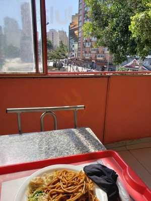 Mezzanino Grill & Café