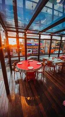 Calabria's Pizzaria E Chopparia