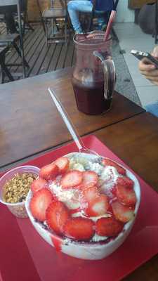 Jah Do Acai / Penguins