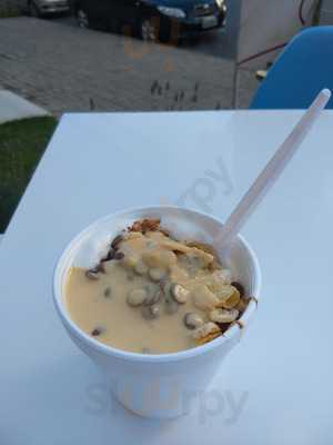 Jah Do Acai / Penguins