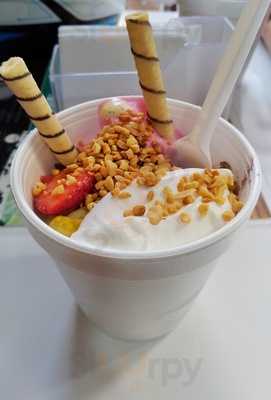 Jah Do Acai / Penguins