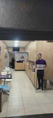 Jah Do Acai / Penguins