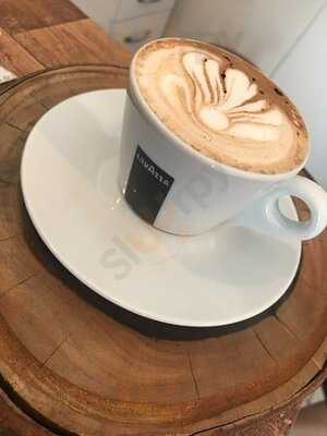 Café E Coffee Cafeteria