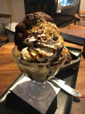 Duckbill Cookies & Coffee