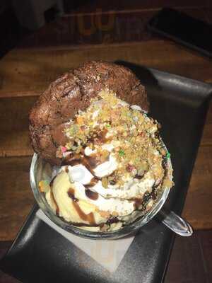 Duckbill Cookies & Coffee