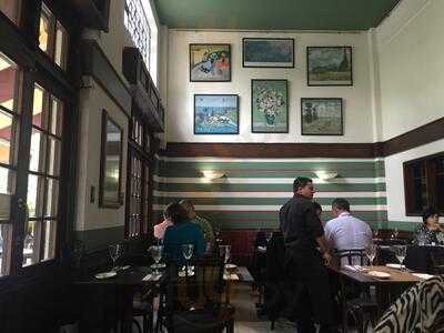 Ça-va Café Restaurant