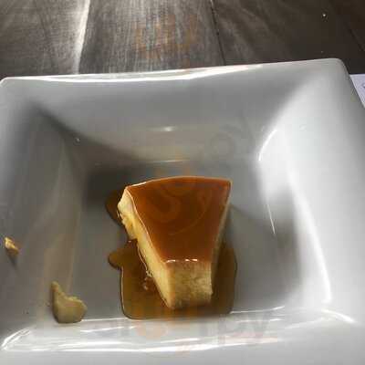 Red Cabana Del Assado