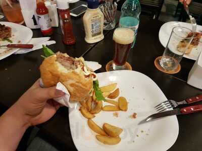 The Pub's Burger