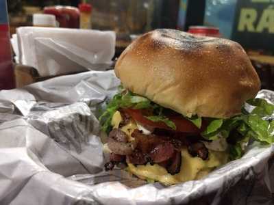 Panças - Meats & Sweets