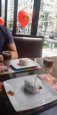 Cafe Donuts