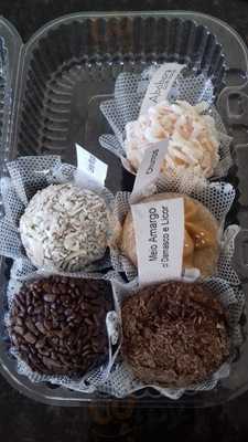 Paixao Por Bolinhas - Brigaderia Cafe