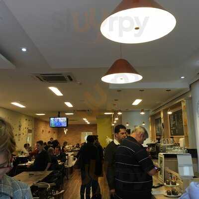 Aroma Cafe -bistro Ltda