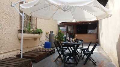 Na-na-ya Pâtisserie