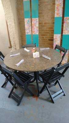 Na-na-ya Pâtisserie