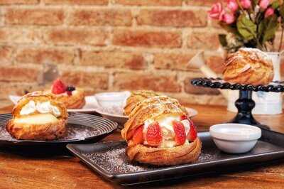 Na-na-ya Pâtisserie