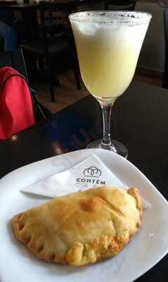 Contém Café