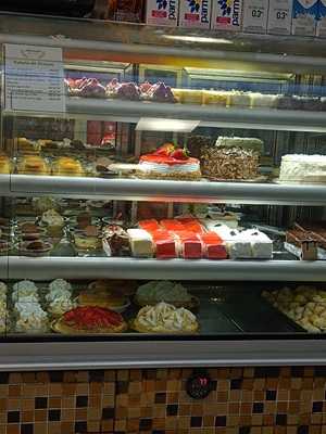 Paes E Doces Humaita