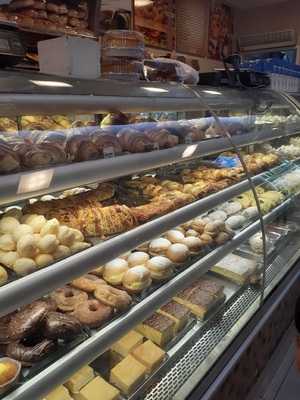 Paes E Doces Humaita