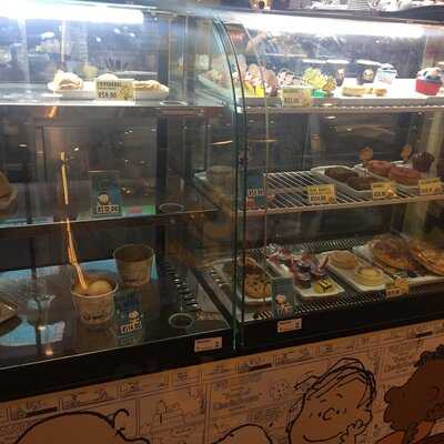 Snoopy Café