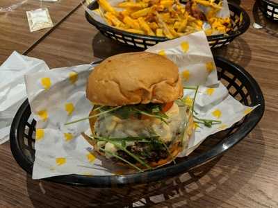 Pit's Burger