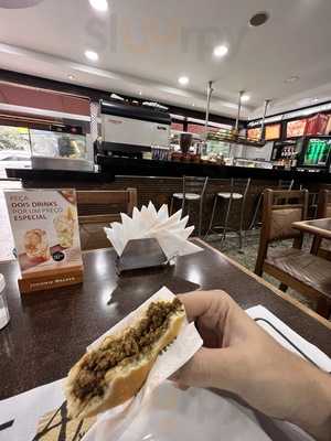 Moon Bar E Restaurante