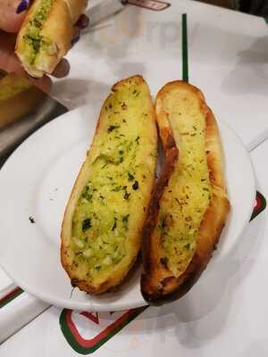 Santa Lolla - Cantina Italiana