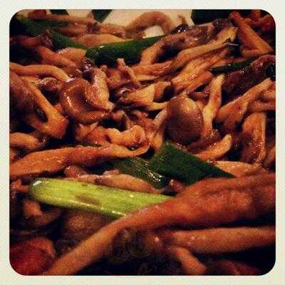 Taste And Temaki Sushi Bar E Lounge