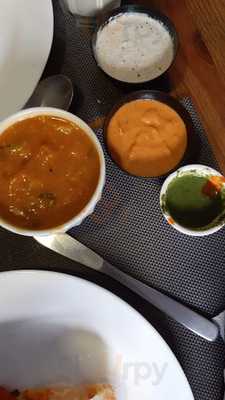 Sala 5 Cafe & Bistro