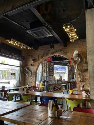 Jazz Resto & Burgers