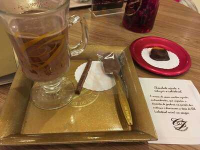 Starbucks Coffee Bourbon Shopping