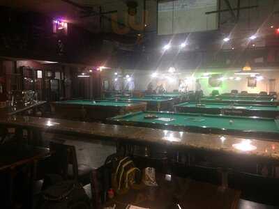 Dona Mathilde Snooker Bar & Betting Point