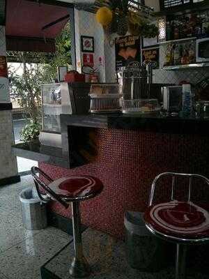 Lanchonete Nova Pirineus