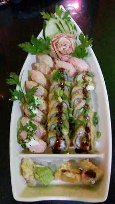 Berg Sushi Culinária Japonesa