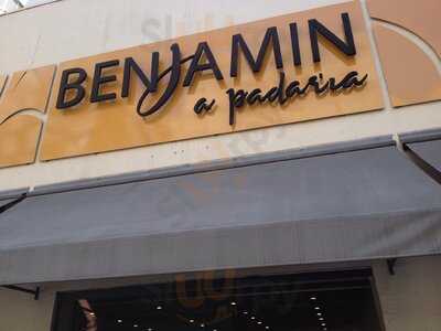 Benjamin A Padaria