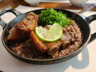 Labirint'us Barzinho