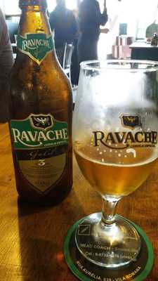 Garage V8 Food Station