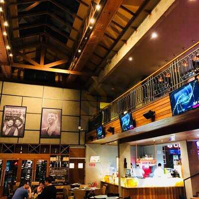 Coronel’s Grill Bar