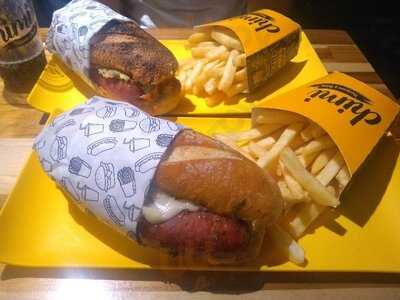 Chimi Choripanes Y Drinks