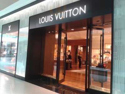 Louis Vvitton