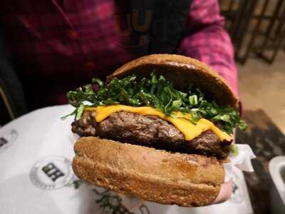 Hb  Hamburgueria E Cia