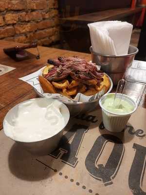 Hb  Hamburgueria E Cia