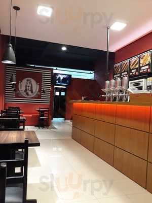 Sherlock & Dog Pompéia