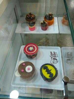 Casa Do Urso-cha, Bolo E Cia