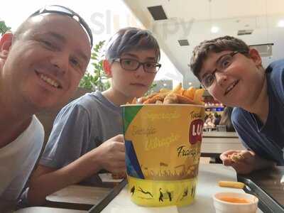 Lugs Batata Belga E Frango Frito