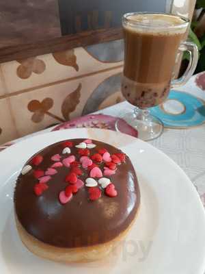 Divino Donuts