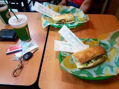 Subway Retiro