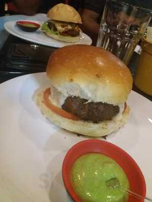 Hamma Burger & Beer