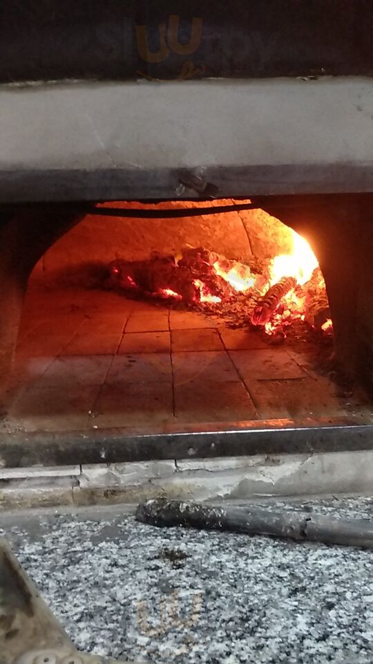 California Pizzaria
