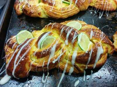 Padaria & Confeitaria Mão Na Massa