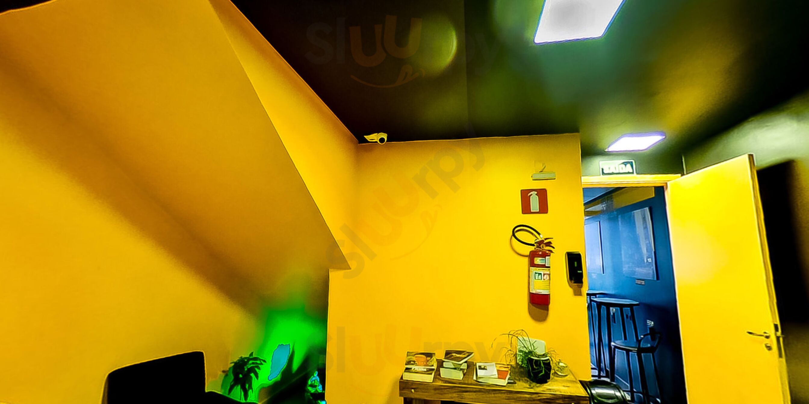 Giga Christ Café